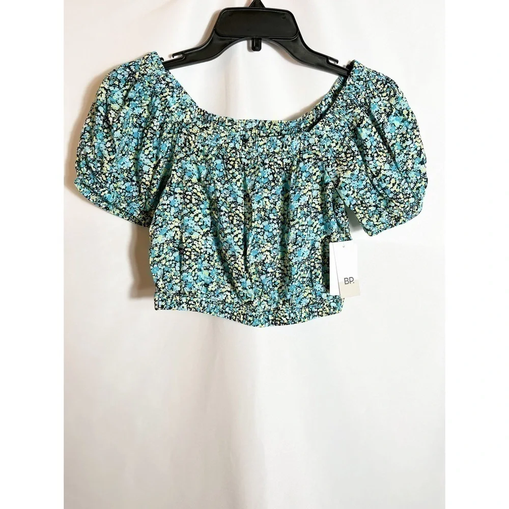 NWT BP. Floral Bubble Crop Top, Size X-Small in Black Maisey Ditsy